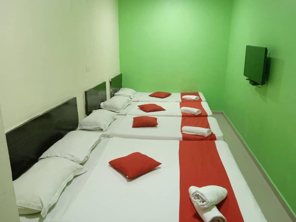 Ezi Hotel Klang Ngoại thất bức ảnh